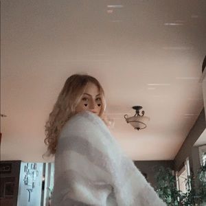 Meet your Posher, Kerris